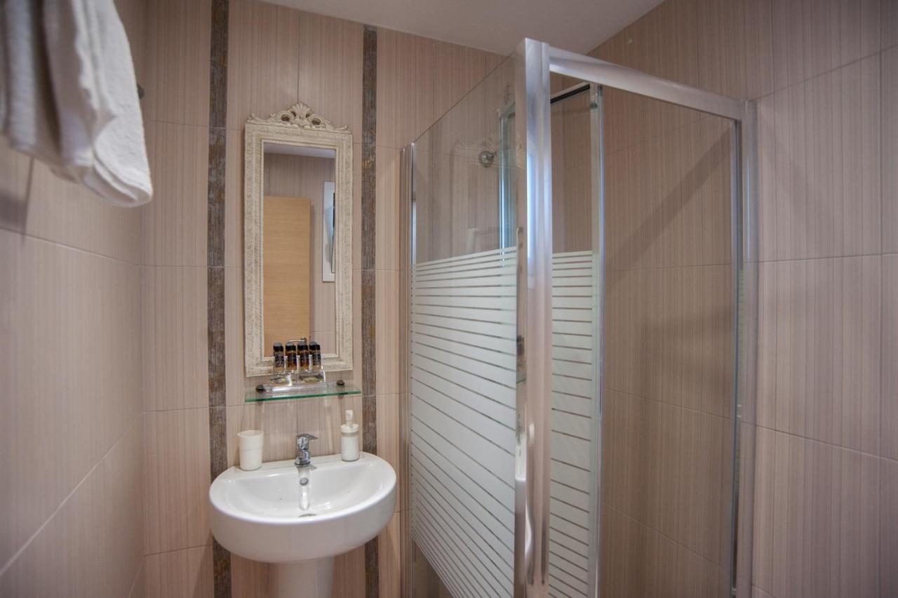 Vanessa'S Rooms & Apartments カナリ エクステリア 写真